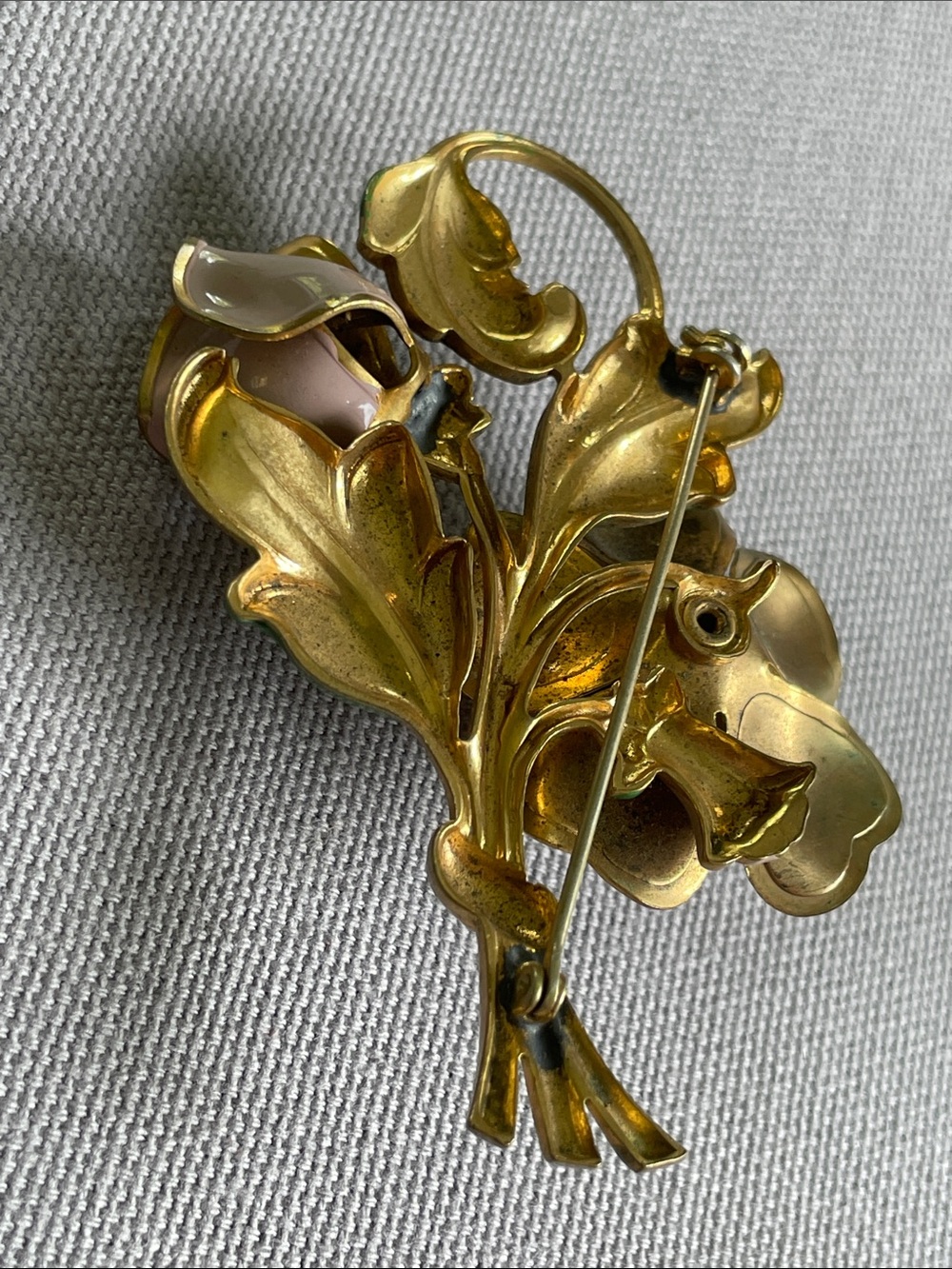 Vintage Metal Flower Brooch - Picture 5 of 5